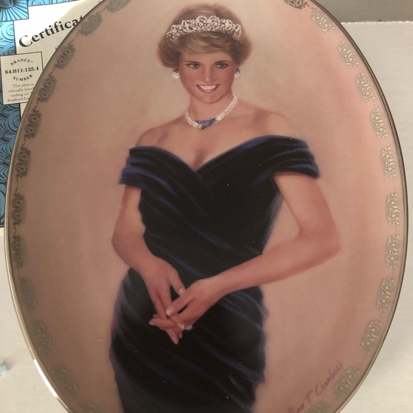 1997 Princess Diana Bradford Exchange Plate - Picture 2 of 4